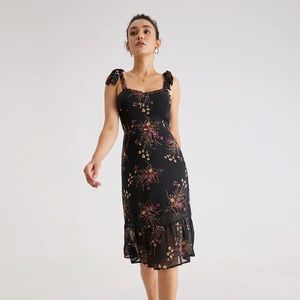Commense Floral Midi Dress